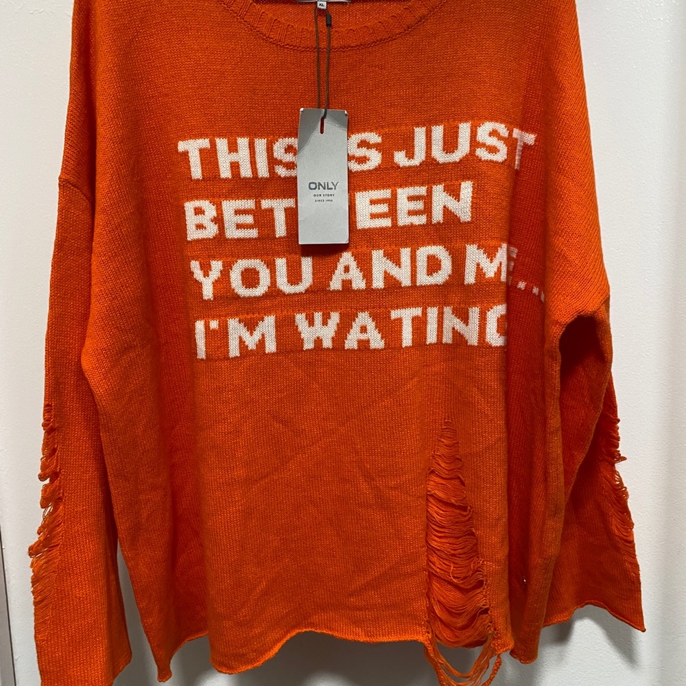 Sweater - Picture 2 of 3